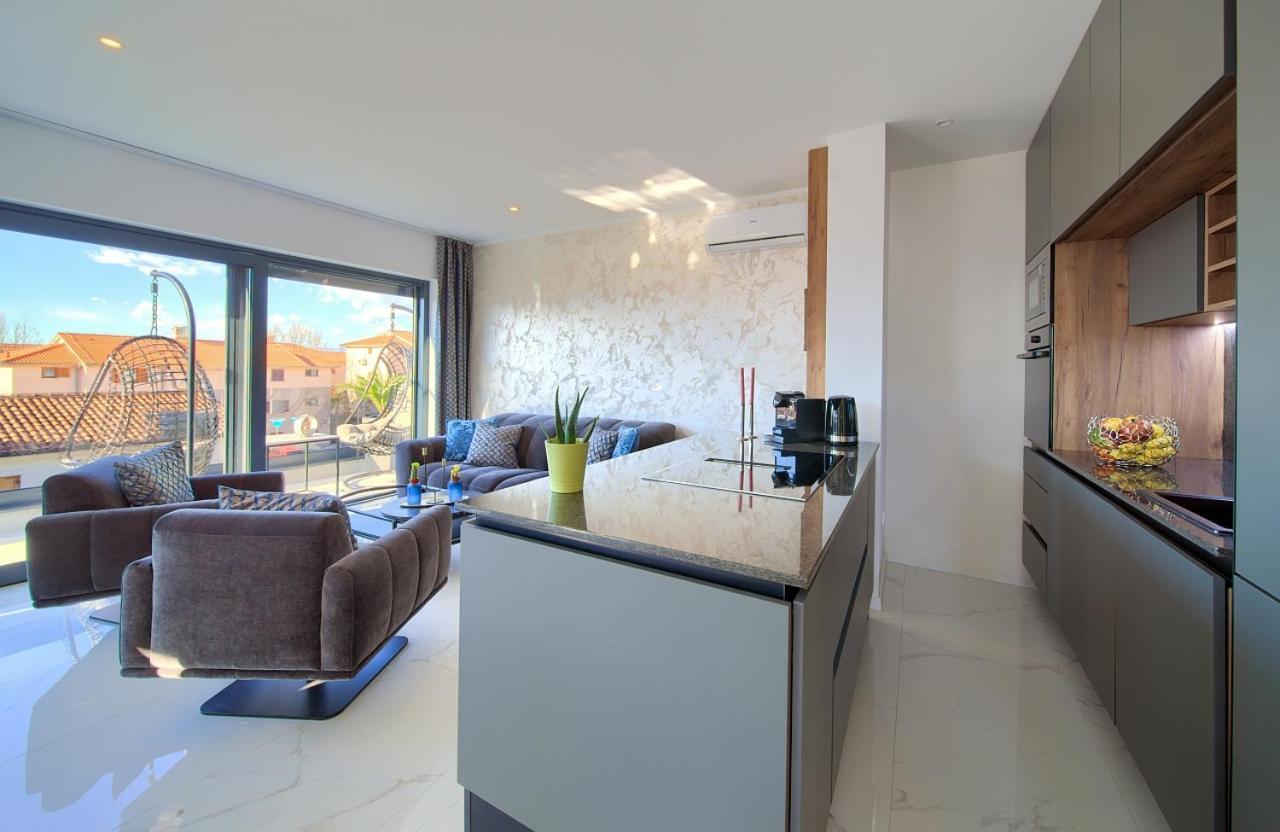 Penthouse Rosa Apartamento Malinska Exterior foto